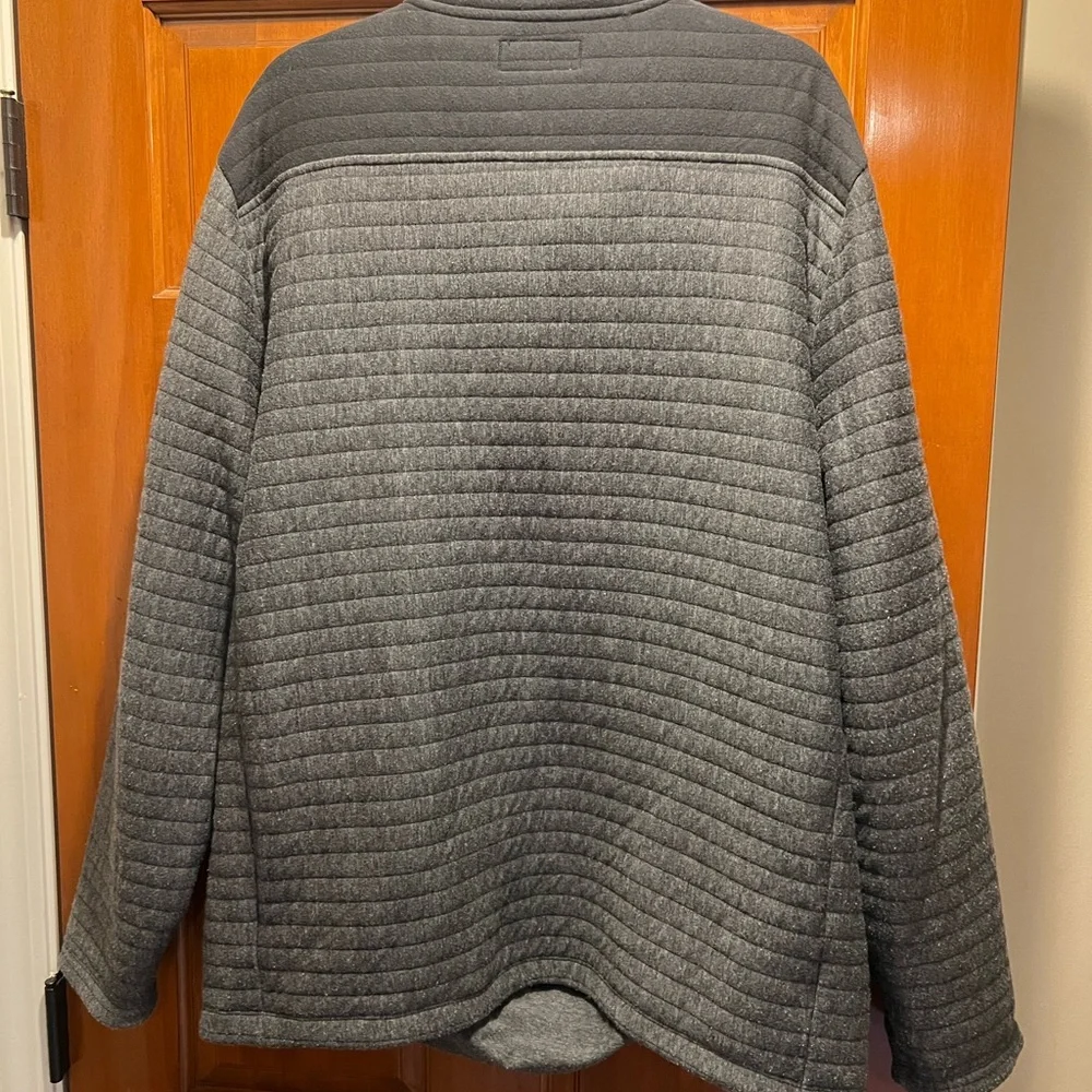 Vineyard Vines Dark Gray Quilted Pullover - Picture 3 of 4